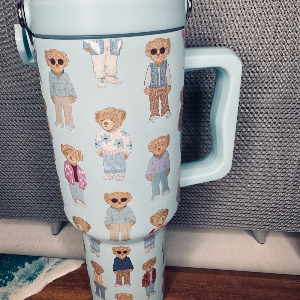 Charming Teddy Bear Patterned